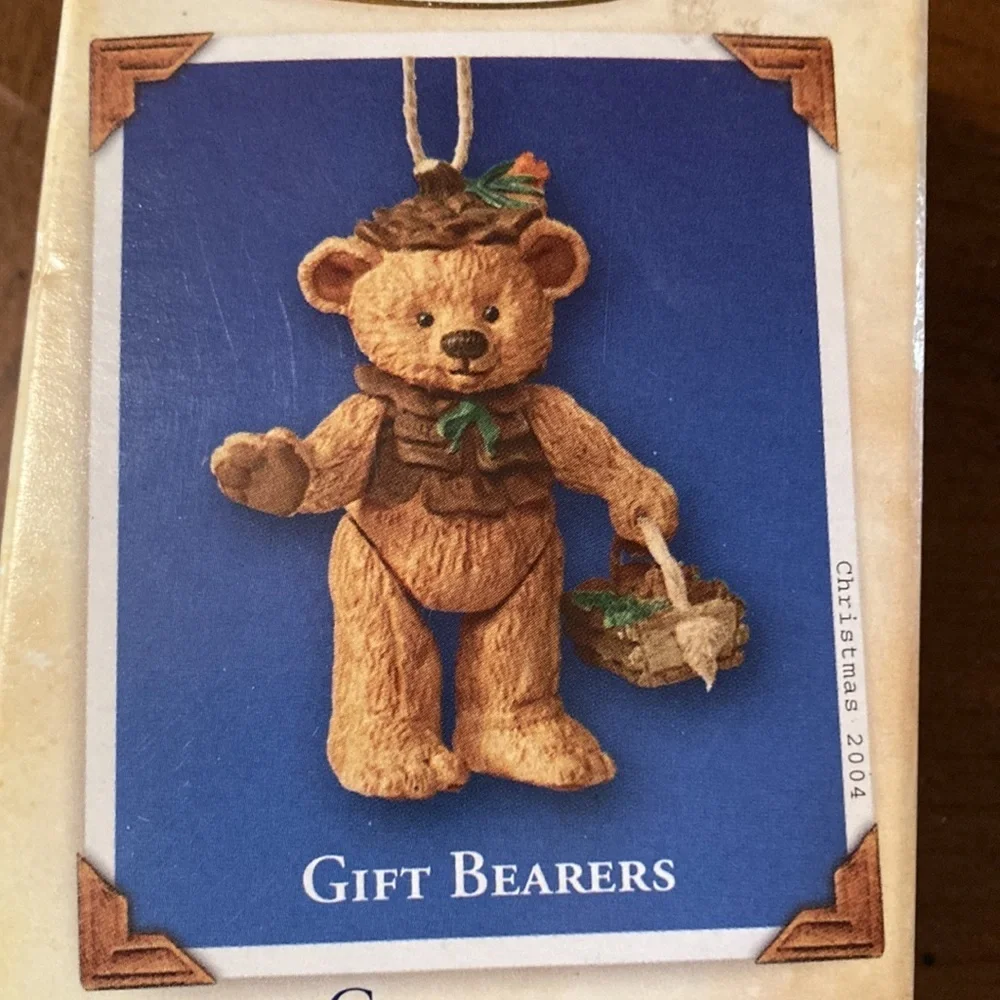 NIB HALLMARK 2001 Keepsake Ornament- Gift Bearers